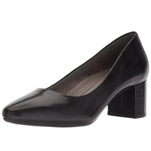 Aerosoles Silver Star Pump: Brand New, Never Worn!